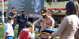 Siswa SD Muhammadiyah 1 Ketelan Terkejut Raih Beasiswa Polresta Surakarta