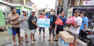 Majlis Ta’lim XL Axiata Salurkan Bantuan untuk Korban Banjir di Lebak