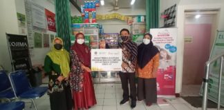 Lazismu Salurkan Bantuan untuk Bangsal Virtual Fakultas Farmasi UAD