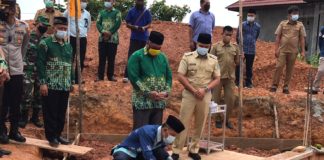 Bupati Lamandau lakukan peletakan batu pertama Masjid At Tanwir