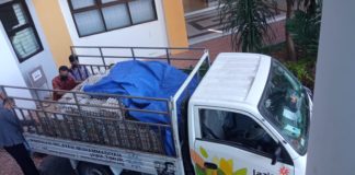 LazisMu Berkolaborasi dengan UMSurabaya dan Umsida Borong Telur dari Peternak