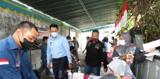 Wakil Bupati Sleman Tinjau Vaksinasi Massal di Kalurahan Sinduadi