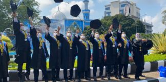 UMP Wisuda 10 Anggota Polri Magister Manajemen