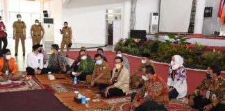 Kunjungi Unja, Nadiem Pastikan Kebijakan MBKM Berjalan Lancar