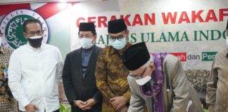MUI Luncurkan Gerakan Wakaf Uang