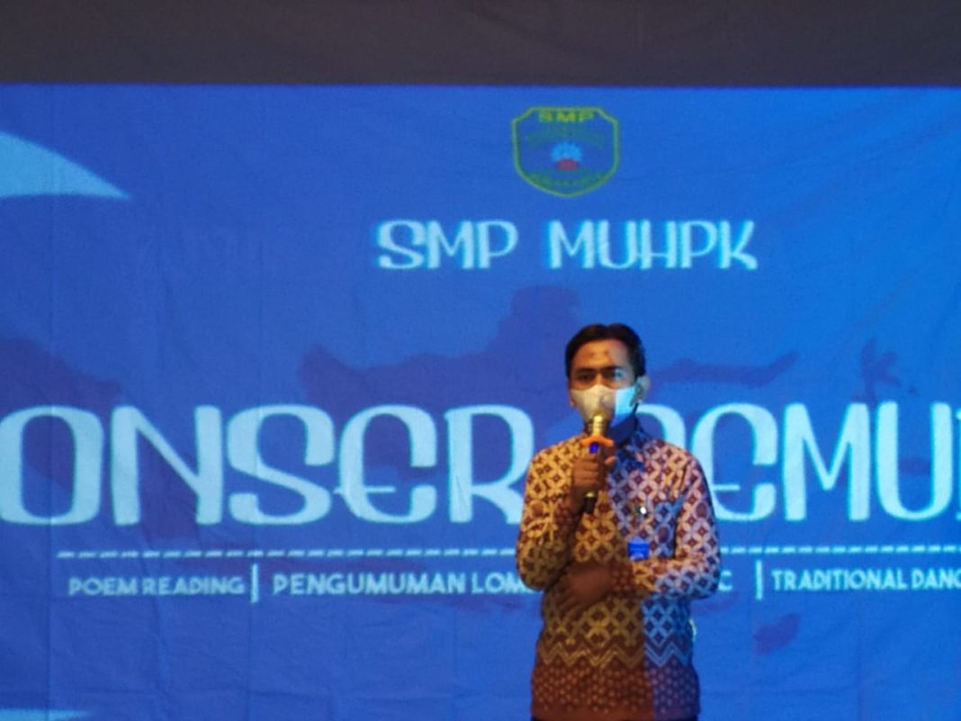 Keren! Perkuat Kecerdasan Literasi Siswa, SMP Muhammadiyah PK Gelar Festival Bulan Bahasa