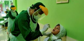 UPT Puskesmas Setabelan Lakukan Swab PCR Bagi 30 Siswa dan 3 Guru di SD Muhammadiyah 1 Ketelan