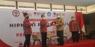 Seminar Hipnotis Profesi Mulia dan Rakernas II DPP PKHI