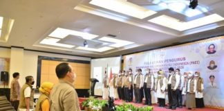 Gubernur Syamsuar Hadiri Pelantikan Pengurus PAEI Cabang Riau