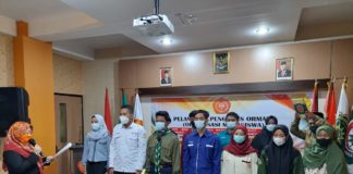 Pengurus 12 Ormawa ITS PKU Muhammadiyah Surakarta Dilantik