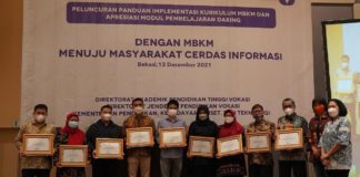 Panduan MBKM Pendidikan Tinggi Vokasi untuk Hasilkan Lulusan yang Relevan dengan DUDI
