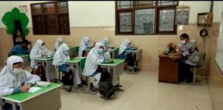SMP Muhammadiyah 1 Surakarta Semarakkan Hari Guru Nasional