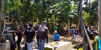 Relawan Muhammadiyah Terjun Bersihkan Garut Pasca Banjir Bandang dan Longsor