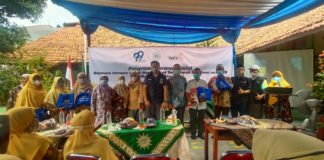 Kolaborasi PAM Jaya, Lazismu dan ‘Aisyiyah Salurkan Bantuan Pangan