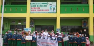 Momentum Milad Muhammadiyah 109 tahun, Lazismu Pulang Pisau tasyarufkan Beasiswa Mentari dan School Kit