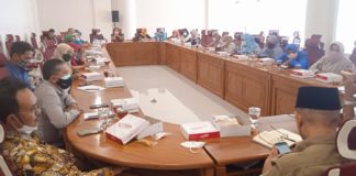 Audiensi dengan Forkom UMKM, Anggota DPRD Sleman Ajak UMKM Bangkit Lagi Audiensi Forkom UMKM Sleman ke Komisi B DPRD Sleman