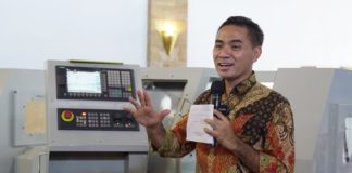 Mesin CNC Bubut Leanturn Buatan Siswa SMK Resmi Meluncur ke Pasar Domestik