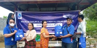 Banjir di Kutai Timur, Karyawan XL Axiata Salurkan Bantuan Darurat di Sangatta