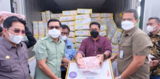 Kepala NFA dan Direksi BULOG Pantau Langsung Kedatangan Daging Impor di Tanjung Priok