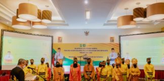 Gubernur Riau Melantik Pengurus Ikatan Keluarga Pelajar Mahasiswa Riau (IKPMR) Surakarta