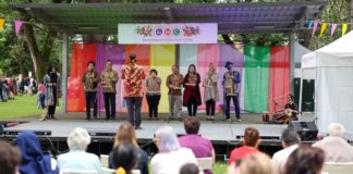 Terajana Versi Angklung Meriahkan Fastival Multi Budaya di Australia