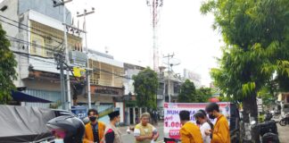 Angkatan Muda Muhammadiyah Buleleng Bagikan 1000 Takjil Gratis