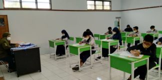 Latihan Ujian Sekolah di SD Muhammadiyah 1 Ketelan