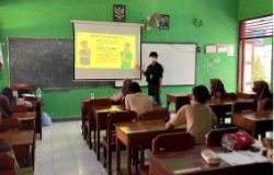 BEM FK UMS Terjun Dalam Gerakan Fakultas Kedokteran Mengajar di Boyolali