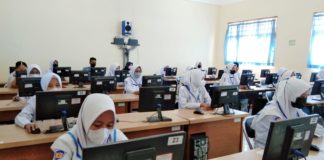 Ujian Sekolah di SMK Muara Solo