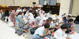 PWJ Kembali Gelar Bukber dan Santunan Anak Yatim