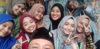 Helat Acara Pelepasan SMA Muhammadiyah 2 Singaraja.!Taburlah Kebaikan, Petiklah perubahan, Raihlah Masa Depan.