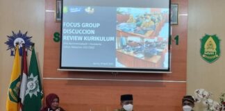 FGD Review Kurikulum di SMA Muhammadiyah 1 Surakarta