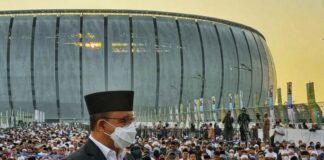Gubernur Anies Baswedan Sholat Iedul Fitri di JIS Anies Baswedan