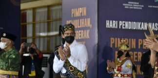 Khazanah Budaya Indonesia Membahana dalam Peringatan Hardiknas