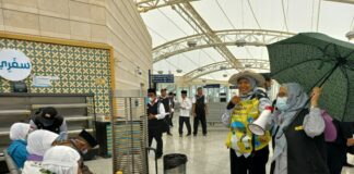 Suhu Mekah Panas, Jemaah Haji Diimbau Taat Gunakan APD