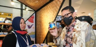 Menparekraf Harap Produk Ekraf Tasikmalaya Bisa Mendunia Lewat AKI 2022