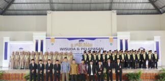 Ustadz Saijan Pesankan 3 Syarat Ciptakan Generasi Unggul di Wisuda Santri SD MBS Prambanan