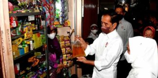 Pemerintah Mulai Lakukan Sosialisasi dan Transisi Penggunaan Pedulilindungi untuk Beli Minyak Goreng Curah minyak goreng murah riwayatmu kini