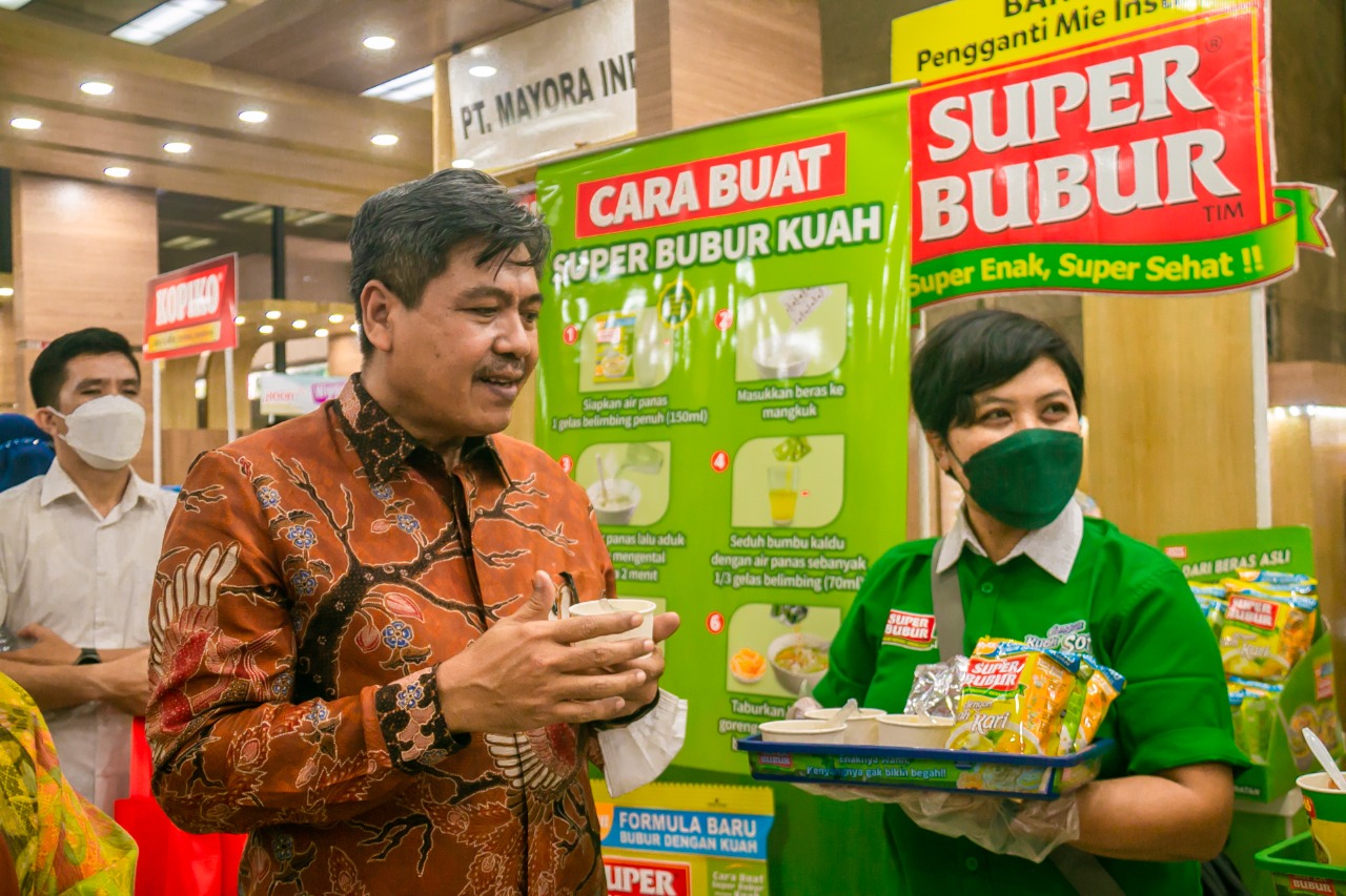 Kontribusi Industri Makanan Dan Minuman Tembus 37,77 Persen Pada ...