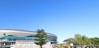 Ratusan Warga Salat Iduladha 1443 H di Halaman Edutorium UMS