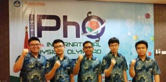 Tim Fisika Indonesia Torehkan Prestasi pada IPhO 2022