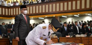 Mendagri Lantik Achmad Marzuki Sebagai PJ Gubernur Aceh