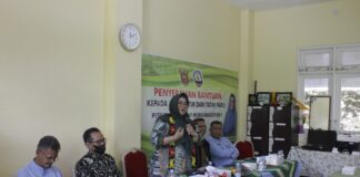 Peduli SMP Muhammadiyah 1 Samarinda, istri Walikota bantu 100 juta