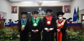 Hari Spesial UMS, 2 Tokoh Besar Resmi Dikukuhkan Menjadi Guru Besar