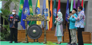 WMK Resmi Dibuka di UMS, Sofyan Anif : Rektor dan WR juga Wirausaha loh