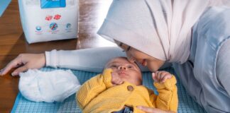 Kurangi Risiko Ruam Popok Saat Pengenalan MPASI Dengan MAKUKU Air Diapers Slim