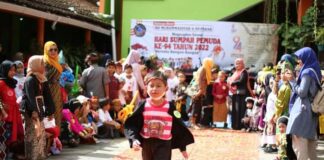 SD Muhammadiyah 4 Denpasar Peringati Sumpah Pemuda 2022, Gelar Festifal Baju Adat Nasional..