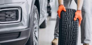 Tidak Hanya Karena Bocor, Ketahui Berbagai Penyebab Ban Mobil Kempes