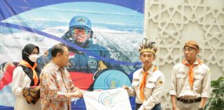 Keren, Tim MALIMPA UMS Siap Berangkat ke Gunung Tertinggi di Permukaan Bumi