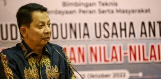 Pj Gubernur Aceh Achmad Marzuki: Dunia Usaha Perlu Ambil Peran Besar Lawan Korupsi Pj Gubernur Aceh Achmad Marzuki: Dunia Usaha Perlu Ambil Peran Besar Lawan Korupsi